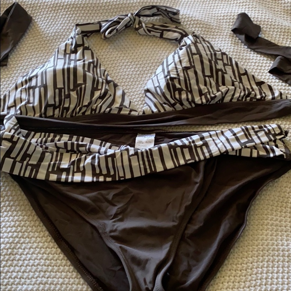 Skye brand bikini. Size XL